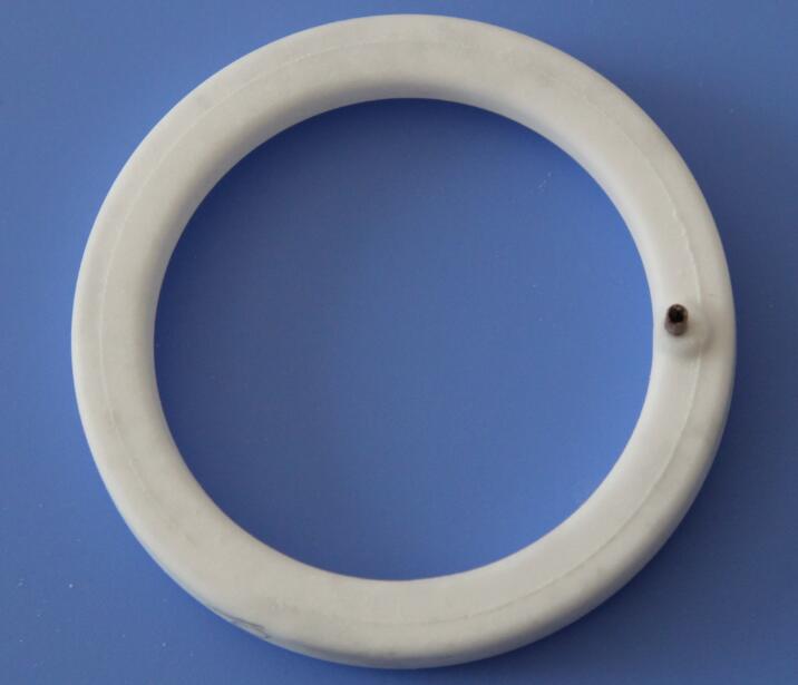 Special-shaped salt core