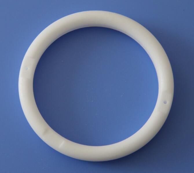 Special-shaped salt core